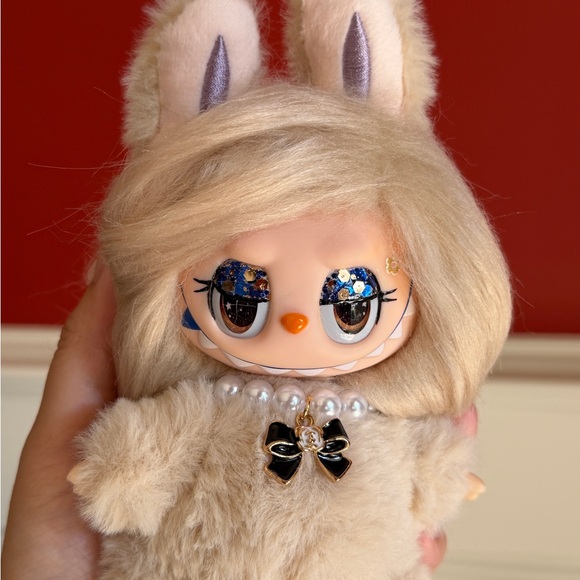 Labubu - Picture 2 of 6